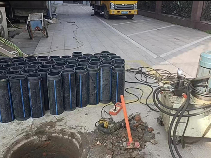 临西PE置换管厂家 DN315置换管 非开挖管短管置换